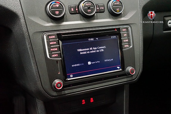 Volkswagen Caddy Maxi 18 of 21