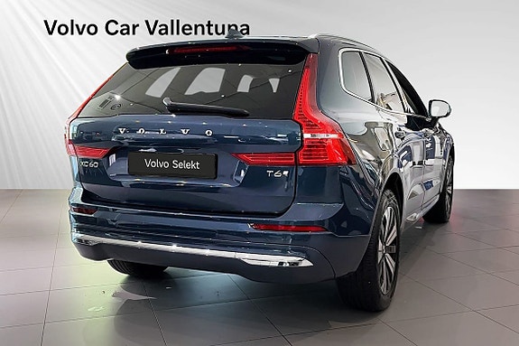 Volvo XC60 5 of 17