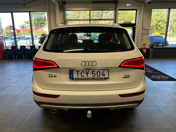Audi Q5 9 of 24