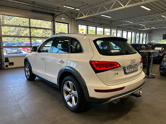Audi Q5 4 of 24
