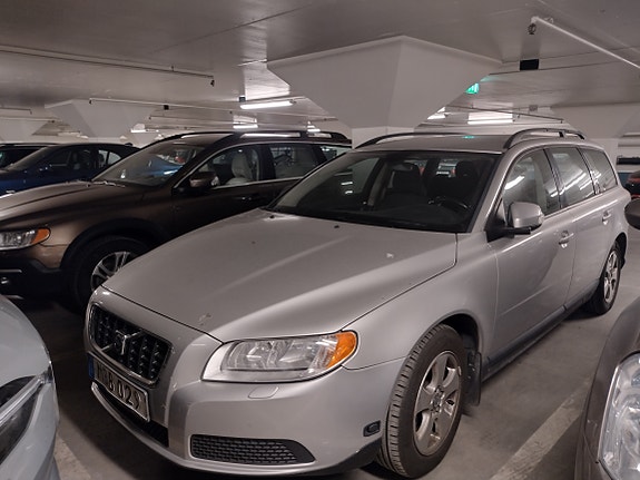Volvo V70 8 of 9