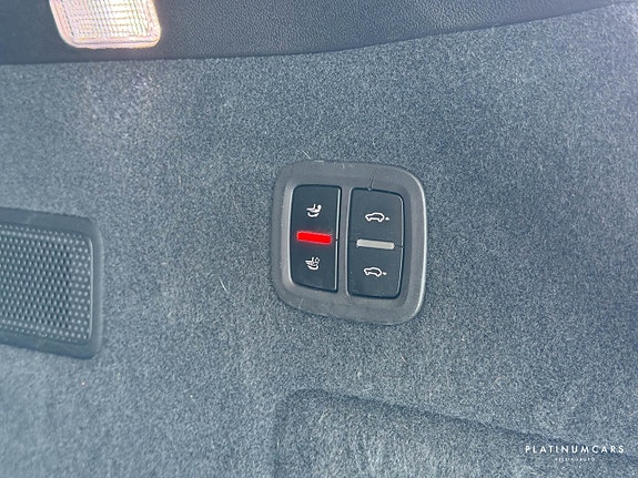 Porsche Cayenne 18 of 23