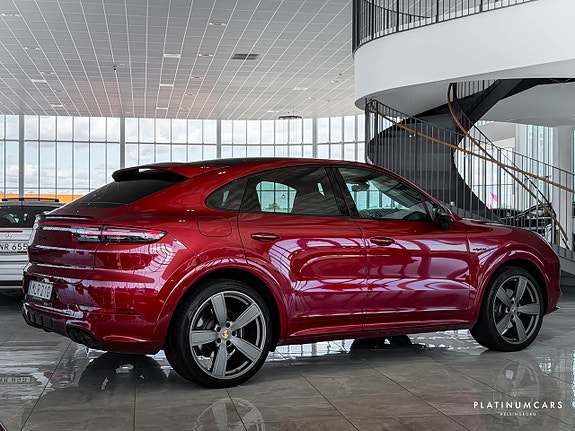 Porsche Cayenne 22 of 23