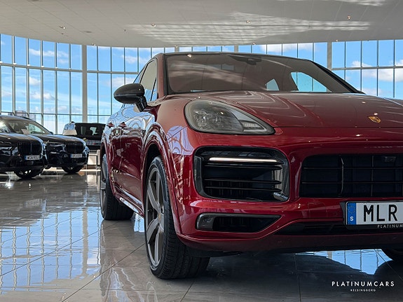 Porsche Cayenne 21 of 23