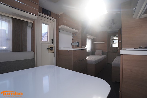 Adria ADORA 572 UT 5 of 17