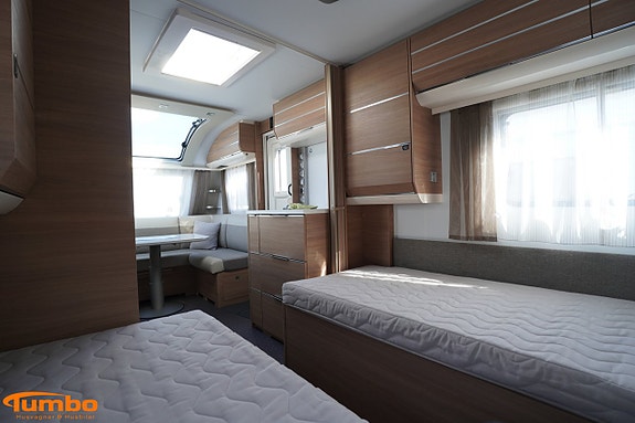 Adria ADORA 572 UT 13 of 17