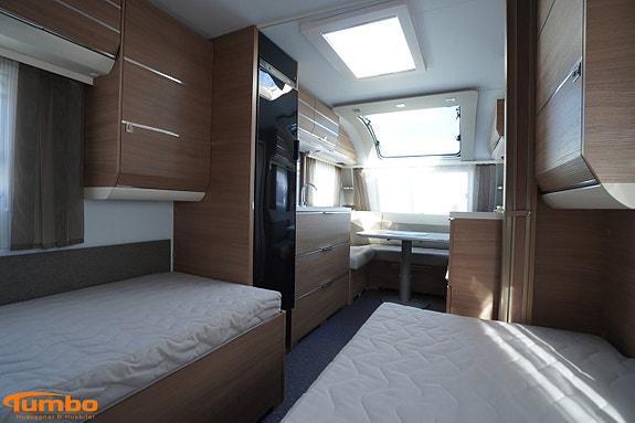 Adria ADORA 572 UT 12 of 17