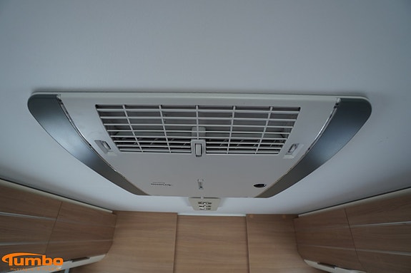 Adria ADORA 572 UT 11 of 17