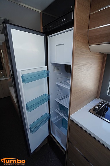 Adria ADORA 572 UT 9 of 17