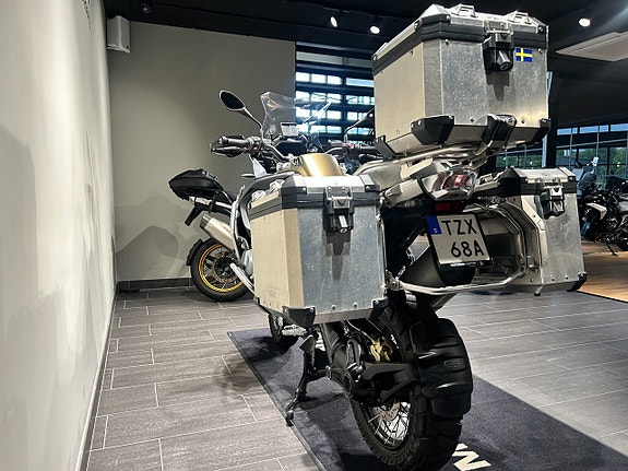 BMW R1250GSA /Väskor/Performance/Gott skick 3 of 15