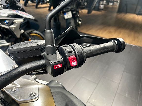 BMW R1250GSA /Väskor/Performance/Gott skick 8 of 15