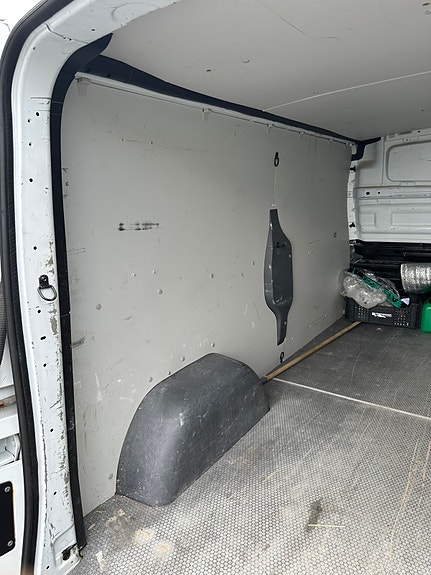 Renault Trafic 15 of 19