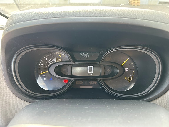 Renault Trafic 10 of 19