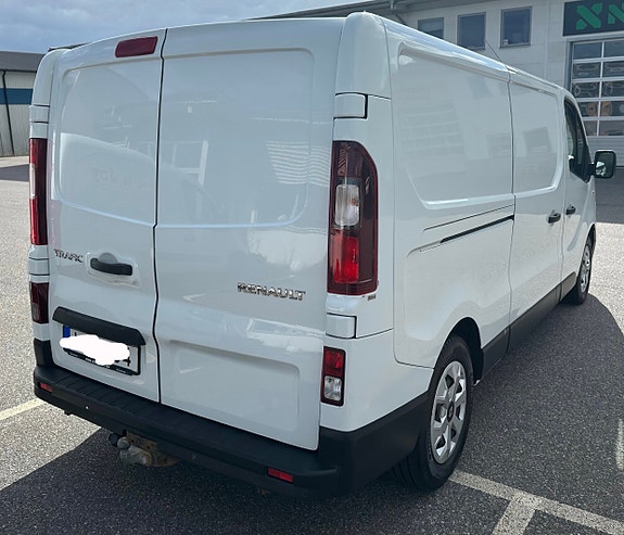 Renault Trafic 3 of 19