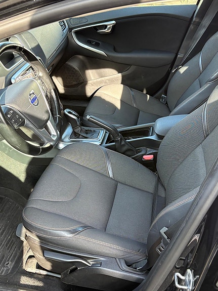 Volvo V40 5 of 6
