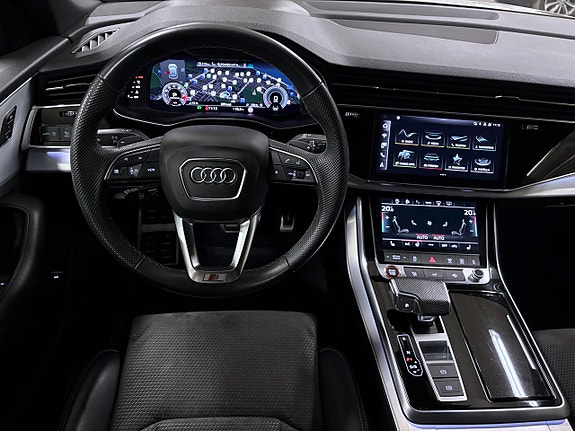 Audi Q8 7 of 29