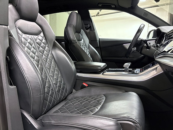 Audi Q8 28 of 30