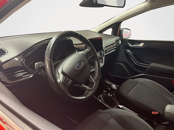 Ford Fiesta 3 of 5