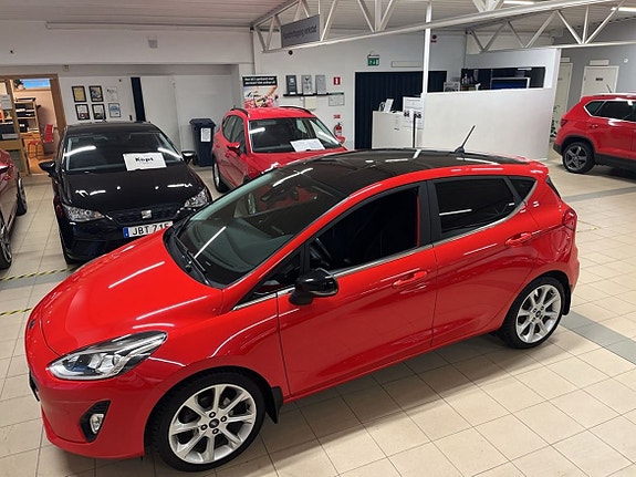 Ford Fiesta 4 of 5