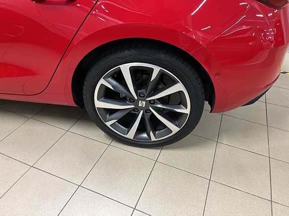Seat Leon 4 of 5