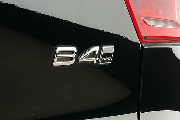 Volvo XC40 26 of 26