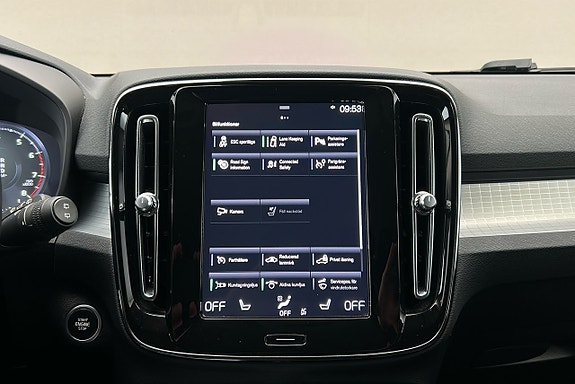 Volvo XC40 21 of 26
