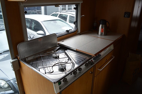 Dethleffs Campervan 13 of 19