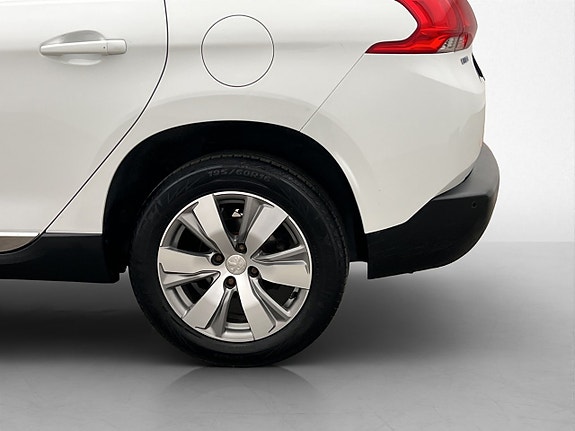 Peugeot 2008 28 of 30