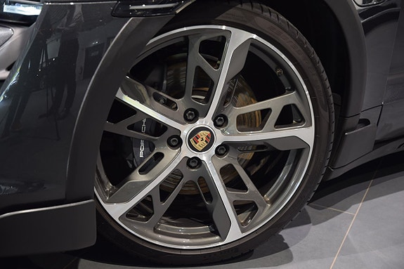 Porsche Taycan 4 2 of 16