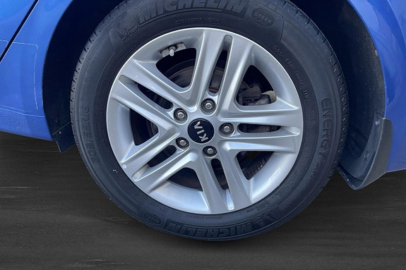 Kia Ceed 5 of 11