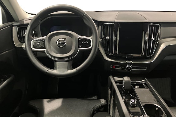 Volvo XC60 11 of 21