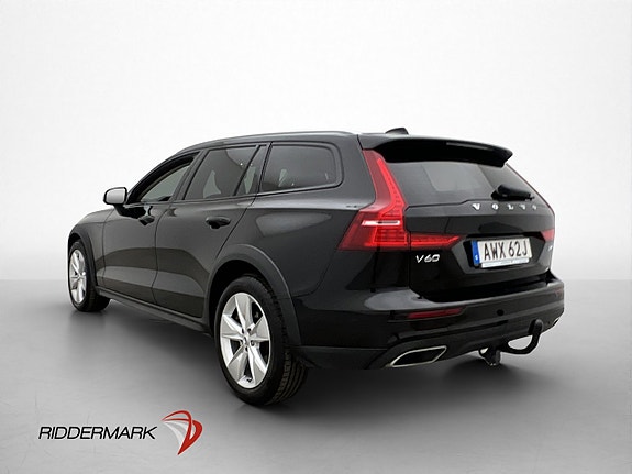 Volvo V60 Cross Country 6 of 30