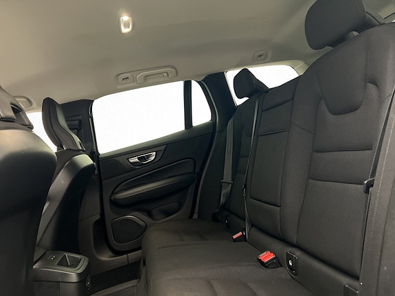 Volvo V60 Cross Country 30 of 30