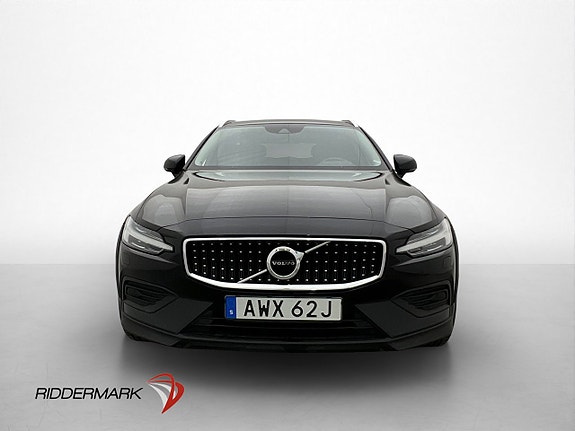 Volvo V60 Cross Country 2 of 30