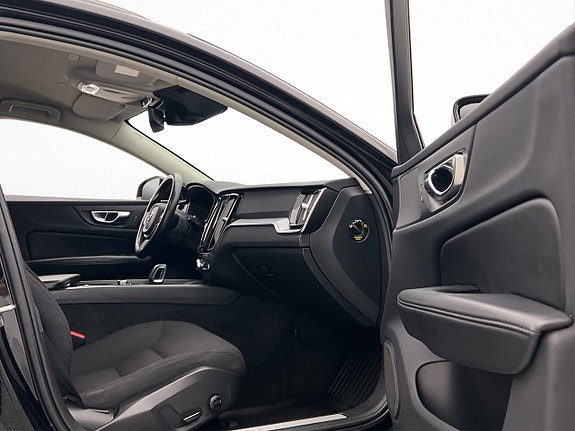 Volvo V60 Cross Country 29 of 30