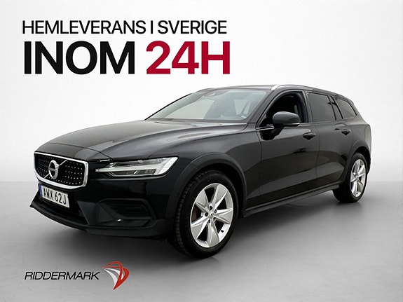 Volvo V60 Cross Country 3 of 30