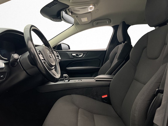 Volvo V60 Cross Country 12 of 30