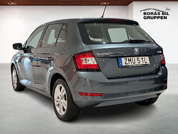 Skoda Fabia 2 of 17