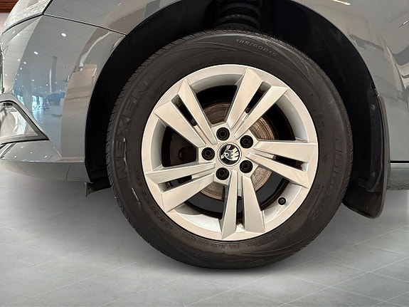 Skoda Fabia 9 of 17