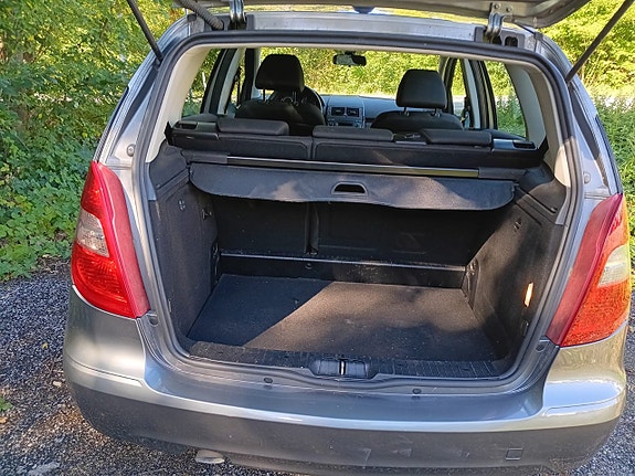 Mercedes-Benz A160 7 of 17