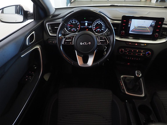 Kia Ceed 14 of 23