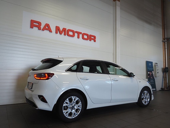 Kia Ceed 6 of 23