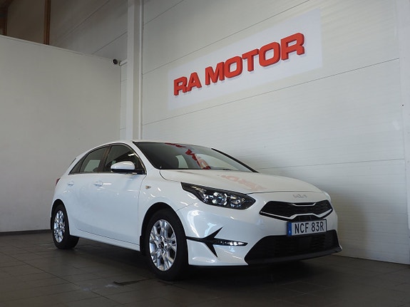 Kia Ceed 3 of 23