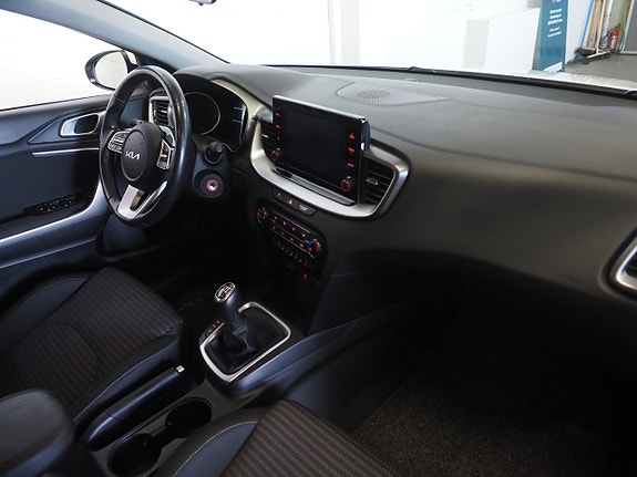 Kia Ceed 11 of 23