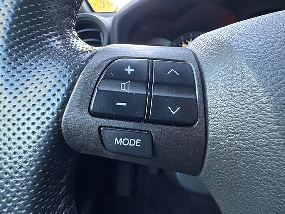 Toyota RAV4 18 of 21