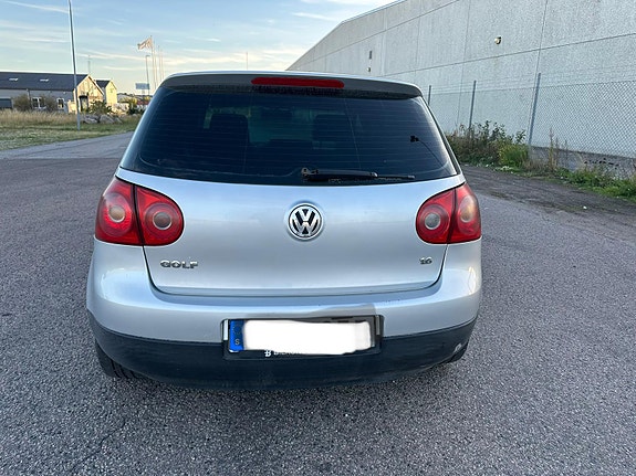 Volkswagen Golf V 7 of 13