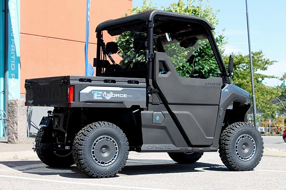 CFMOTO U6 EV | HEL ELEKTRISK UTV / ATV | PLOGKAMPANJ 8 of 29
