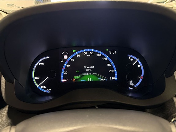 Toyota Yaris Cross 16 of 18