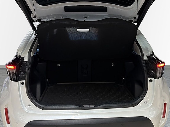 Toyota Yaris Cross 12 of 18