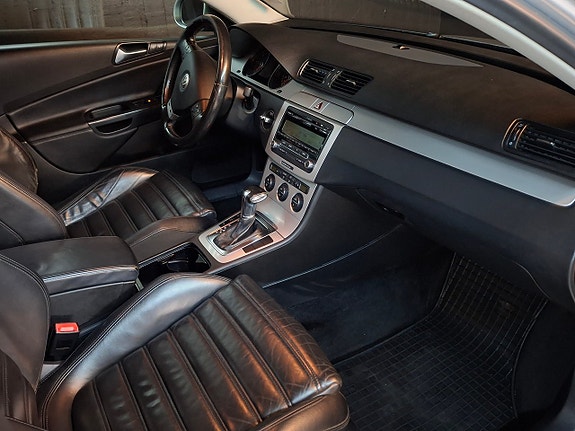 Volkswagen Passat 6 of 9